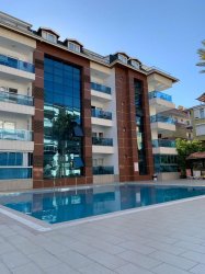 ALANYA MERKEZDE FULL AKTİVİTELİ SİTEDE SATILIK DAİRE