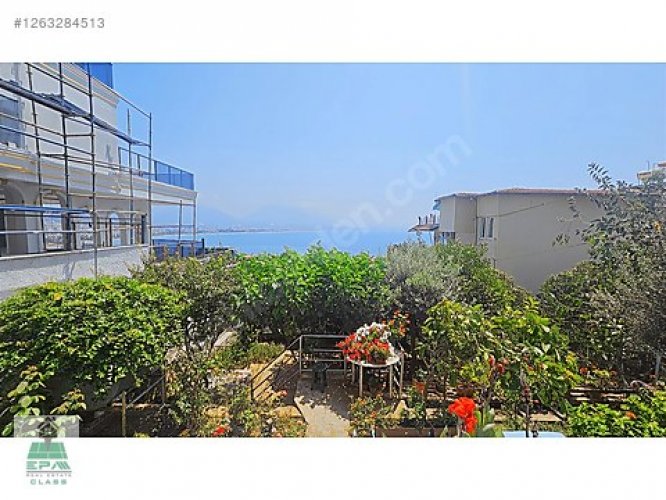 KALE YAMACINDA SATILIK BAHÇE KATI DAİRE