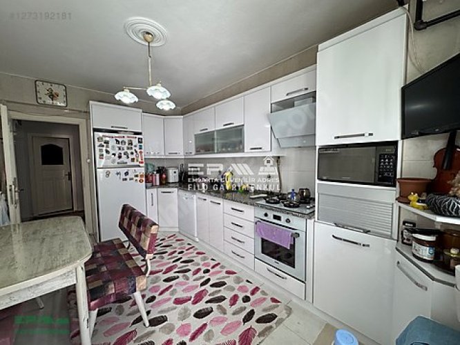 ÇORLU MUHİTTİN NET 142 m2 3+1 ARA KAT GÜNEY BATI CEPHE OTOPARKLI