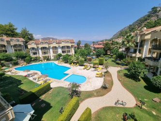 Marmaris İçmelerde Havuzlu ve Güvenlikli Sitede 2+1 Daire