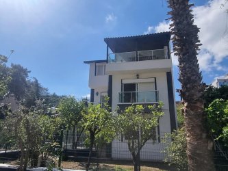 Marmaris Aktaşta Denize 200 metre Satılık Tam Müstakil Villa