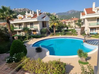 Marmaris Armutalanda Kiralık eşyalı havuzlu daire