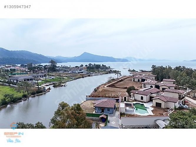 Marmaris Hisarönü mevkii Denize Sıfır Full Eşyalı Sıfır Villa