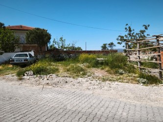 Manisa Yunusemre Osmancalı Mh.86 m² Köy içi Satılık Arsa
