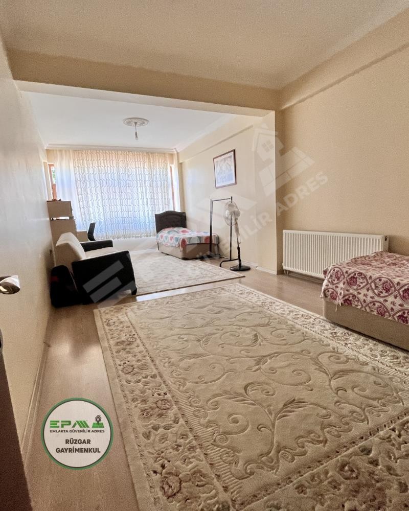 Manisa Yunusemre Karaali Villalar Bölgesinde 2+1 Bahçe Zemin
