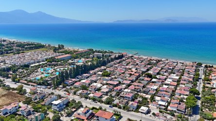 ELİT ADA`DAN DENİZE 150 METRE MESAFEDE KÖŞE KONUM 4+1 YAZLIK