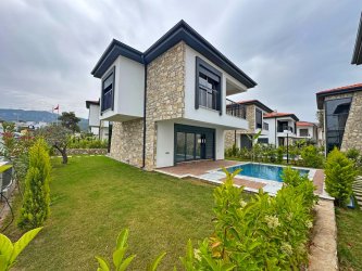 ELİT ADA`DAN DAVUTLARDA 2+1 ÖZEL HAVUZLU TAŞ VİLLA