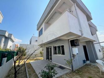 KUŞADASI KARAOVA MAHALLESİNDE EŞYALI 2+1 YAZLIK