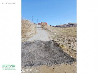 SARAYCIKDA HARİKA LOKASYONDA HAZIR KURULU SATILIK ÇİFTLİK