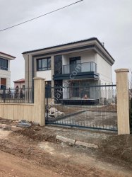 Damla emlaktan akevlerde satılık villa