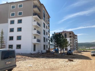 Damla emlaktan işhanda satılık 4+1 site içi daire
