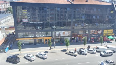 Damla emlaktan kepçeli mevkii kiralık 3+1 daire