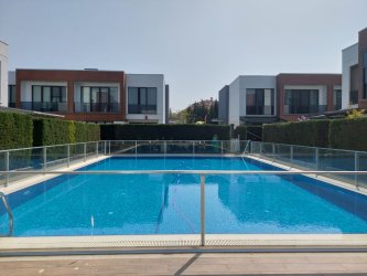 TUZLA PRESTİGE MARİNE`DE SATILIK MÜSTAKİL VİLLA 
