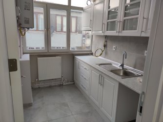 VATAN CADDESİ ARKASINDA HASTAHANELERE YAKIN 2+1 FULL YAPILI BOŞ DAİRE