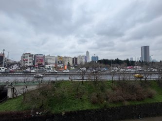 LAB GAYRİMENKUL` den Mecidiyeköy` de cadde üzerinde ofis...