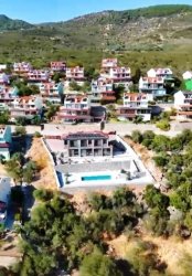 Ç.Kale AYVACIK Kocaköy de Önü Kapanmaz Midiili Manzaralı MÜSTAKİL ev