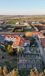 Silivri Ortaköy`de 35.209 M2 FAAL Ruhsatlı At Çiftliği, Otel, Çok amaçlı Çiftlik Tatil köyü