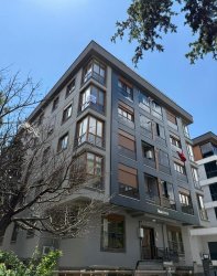 BAKIRKÖY İNCİRLİde 2 YILLIK BİNA da 3+1 Arakat