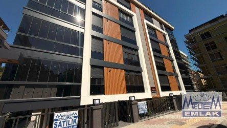İNCİRLİde SIFIR 130M2 3+1 Ön Cephe 3.Kat LÜKS DAİRE