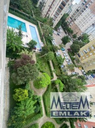 BEYLİKDÜZÜ BAHAUS METROBÜS YAKINI GÜVENLİKLİ SİTEDE 2+1