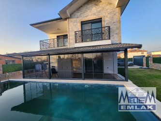 MUĞLA DALAMAN ŞEREFLİ `de Özel Yapım yeni ve lüks  VİLLA 