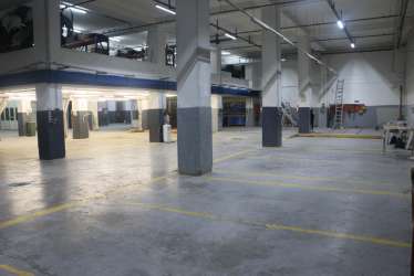 İKİTELLİ MERKEZİ NOKTADA PRESTİJLİ 3000 M2 DEVREN KİRALIK OTO SERVİS