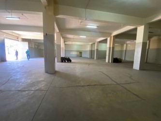 TOPKAPIDA GENİŞ AÇIK ALANLI 3650 m2 MÜSTAKİL BİNA