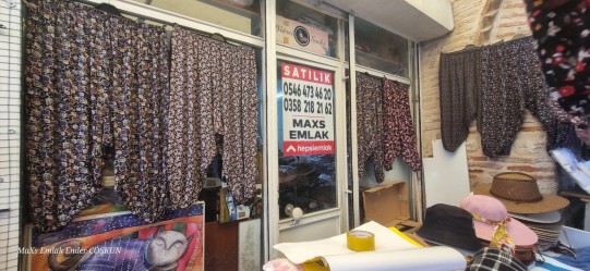 MAXS EMLAK`TAN SATILIK DÜKKAN ÇARŞI MERKEZ`DE BEDESTEN YANI