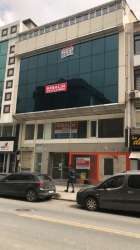 GÜNEŞLİ GÜLBAHAR CADDESİNDE BANKALARA  ŞİRKETLERE  MAĞAZALI KOMPLE