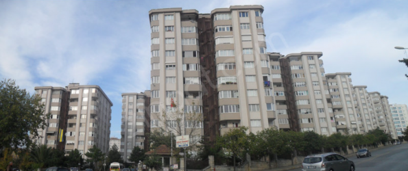 KARTAL SOĞANLIK YAKAKENT SİTESİNDE ARA KAT 3+1 SATILIK DAİRE