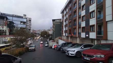 KAĞITHANE MERKEZ  MAH 2+1 SATILIK ARA KAT DAİRE