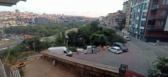 KAĞITHANE MERKEZ  METROYA YAKIN  EŞYAL KİRALIKI  2+1 DAİRE