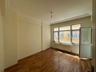 HALKALI İSTASYON MAH.ETBALIK SİTESİNDE 3+1 KİRALIK DAİRE