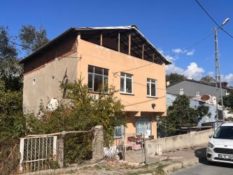 KÜÇÜKÇEKME YARIMBURGAZ MAHALLESİ 2+1 KİRALIK DAİRE
