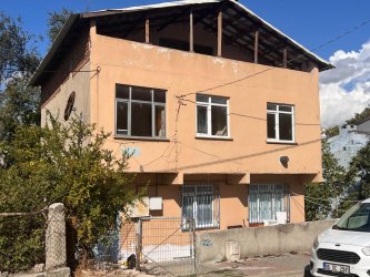 KÜÇÜKÇEKME YARIMBURGAZ MAHALLESİ 2+1 KİRALIK DAİRE