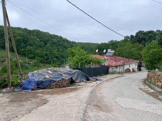 KOCAELİ KÖRFEZ ELMACIK KÖYÜ 720m2 İMARLI KÖY İÇİNDE SATILIK ARSA