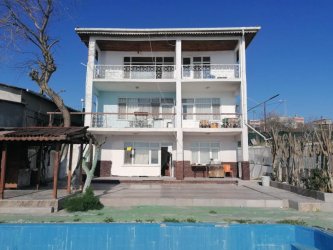 KÜÇÜKÇEKMECE GÖL MANZARALI MÜSTAKİL KOMPLE KİRALIK BİNA