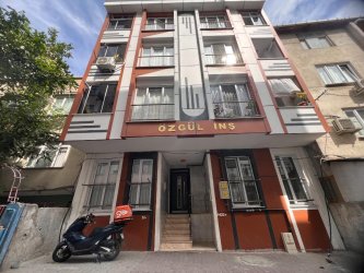 KÜÇÜKÇEKMECE İKİTELLİ ATATÜRK MAH.MERCAN SOKAK 1+1 SATILIK DAİRE