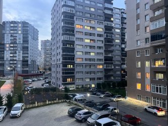 BEYLİKDÜZÜ ADNAN KAHVECİ BANKSİS SİTESİNDE 175m2 SATILIK DAİRE