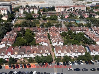 KÜÇÜKÇEKMECE HALKALI İSTASYON MAH. 4+1 KİRALIK TRİPLEKS VİLLA