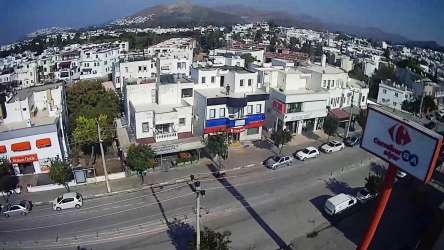 BODRUM NAZAR EMLAK`TAN TURGUTREİS`TE CADDE ÜZERİ TERASLI DUBLEKS BÜRO REF-1357