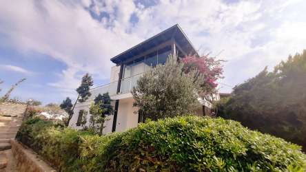 NAZAR EMLAK`TAN SİTE 59 DA YAZ SEZONUNDA KİRALIK VİLLA REF-1494