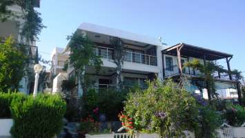 NAZAR EMLAK`TAN SİTE 59 DA YAZ SEZONUNDA KİRALIK VİLLA REF-1770