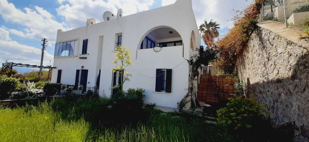 Kiralık Konut Villa NAZAR EMLAK TAN BODRUM AKYARLAR�DA KİRALIK 2+1