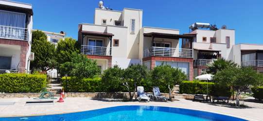 NAZAR EMLAK`TAN BODRUM TURGUTREİS`TE SATILIK TERAS DUBLEKS DAİRE REF-2632