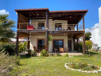 NAZAR EMLAK`TAN AKYARLAR da DENİZE O  KİRALIK VİLLA REF-2828
