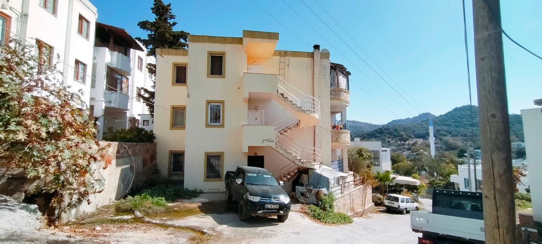 NAZAR EMLAK`TAN  BODRUM İSLAMHANELERİNDE   2+1 DAİRE REF-3063