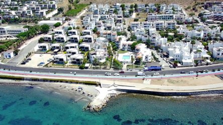 SATILIK DAİRE - BODRUM TURGUTREİS SAHİLDE  2+1 DAİRE - REF- 3229