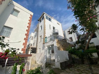 NAZAR EMLAK`TAN TURGUTREİS TE DENİZ MANZARALI EŞYALI DAİRE DUBLEKS  REF-3231