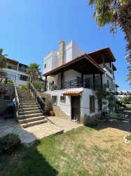 NAZAR EMLAK`TAN BODRUM BAĞLA DA YILLIK KİRALIK ÜST DUBLEKS ref-3258